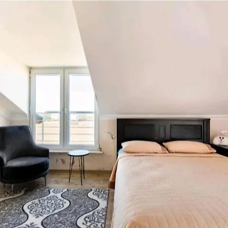 Istanbul Havaalani Yaninda Deniz Kiyisina Sahip Odalar Homestay *