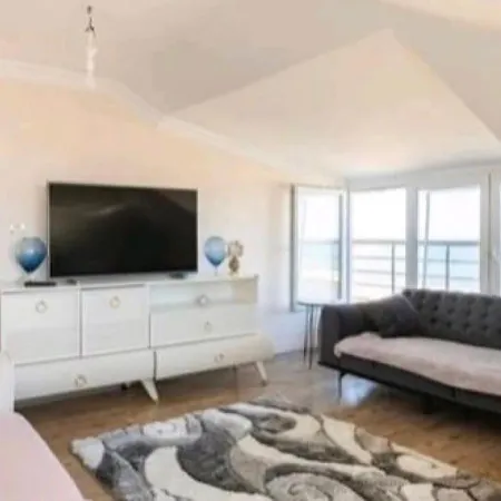 Istanbul Havaalani Yaninda Deniz Kiyisina Sahip Odalar Homestay