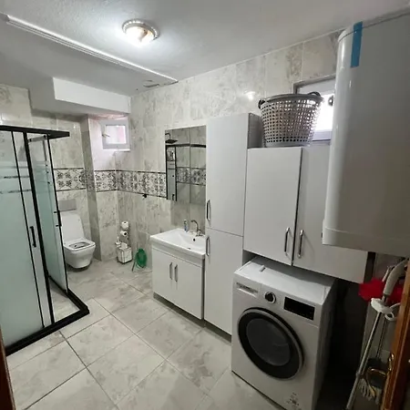 Homestay Istanbul Havaalani Yaninda Deniz Kiyisina Sahip Odalar